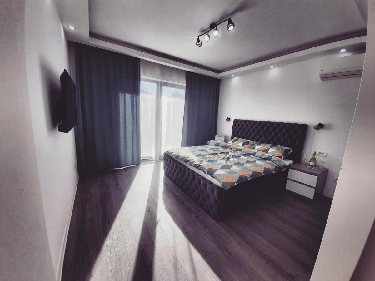 Stars Lux Room Belgrado Esterno foto